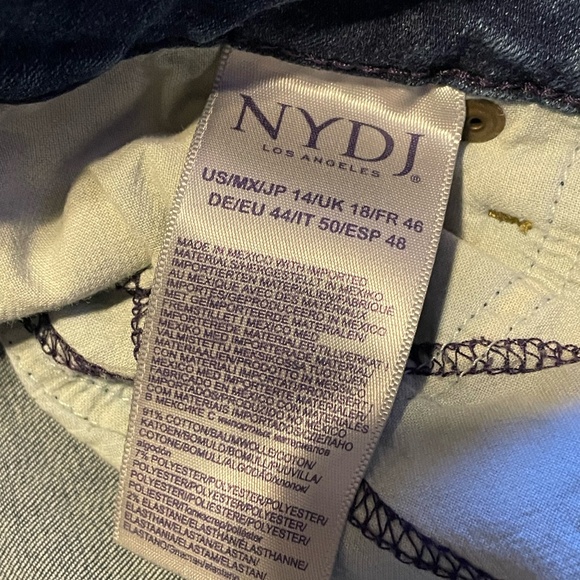 N.Y.D.J Los Angeles Boyfriend Fit Lift & Tuck Jeans Size 14 - Picture 2 of 11